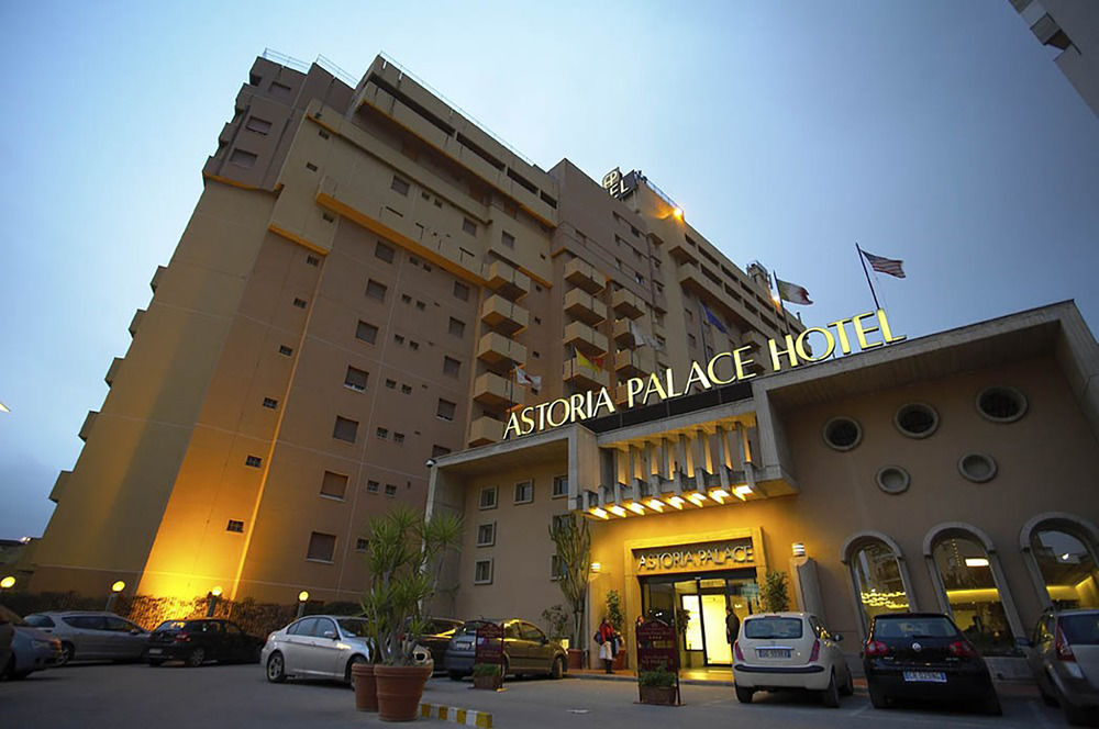 Astoria Palace Hotel image 1